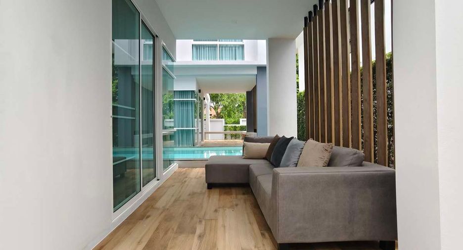For rent 4 bedrooms house in Mueang Chiang Mai, Chiang Mai