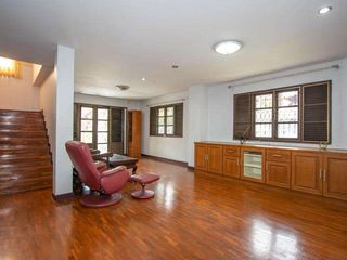 For rent 4 bedrooms house in Mueang Chiang Mai, Chiang Mai