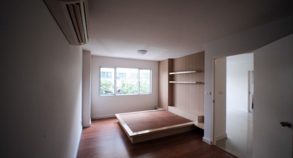 Condo en venta de 1 habitaciones en Yan Nawa, Bangkok