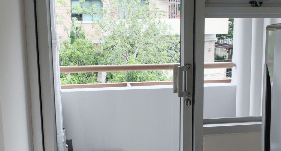 Condo en venta de 1 habitaciones en Yan Nawa, Bangkok