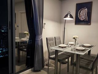 Condo en alquiler de 2 habitaciones en Bang Kho Laem, Bangkok