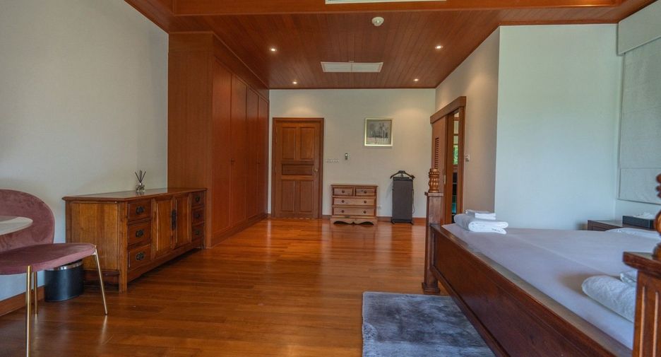 For rent 4 bedrooms villa in Thalang, Phuket