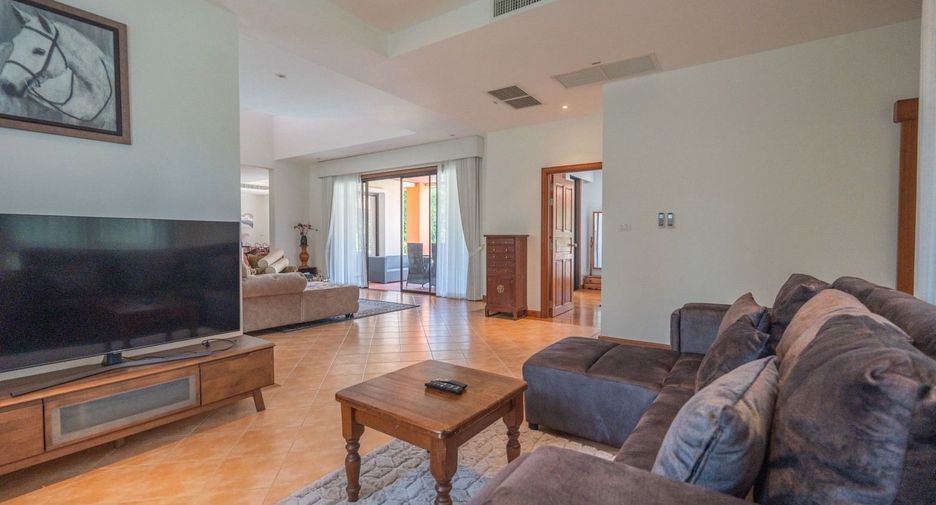 For rent 4 bedrooms villa in Thalang, Phuket