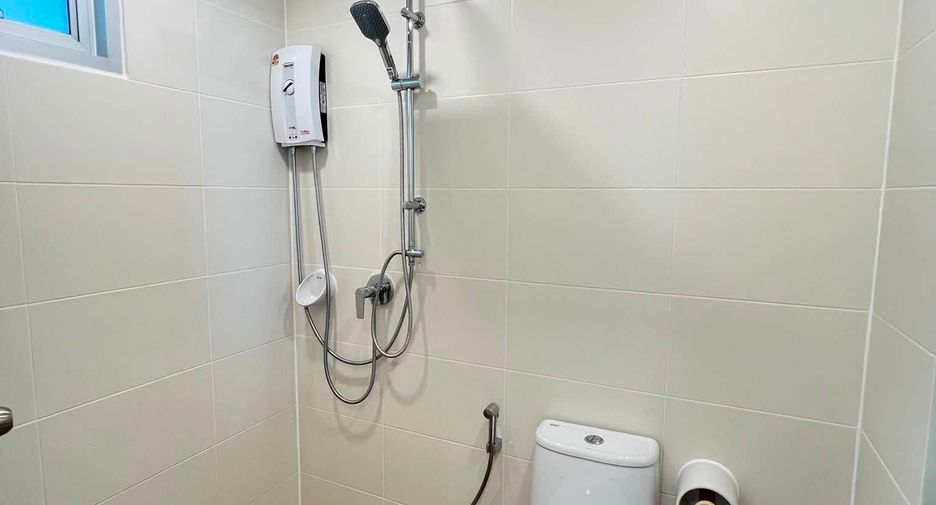 À vendre 1 chambre condo à Lat Phrao, Bangkok