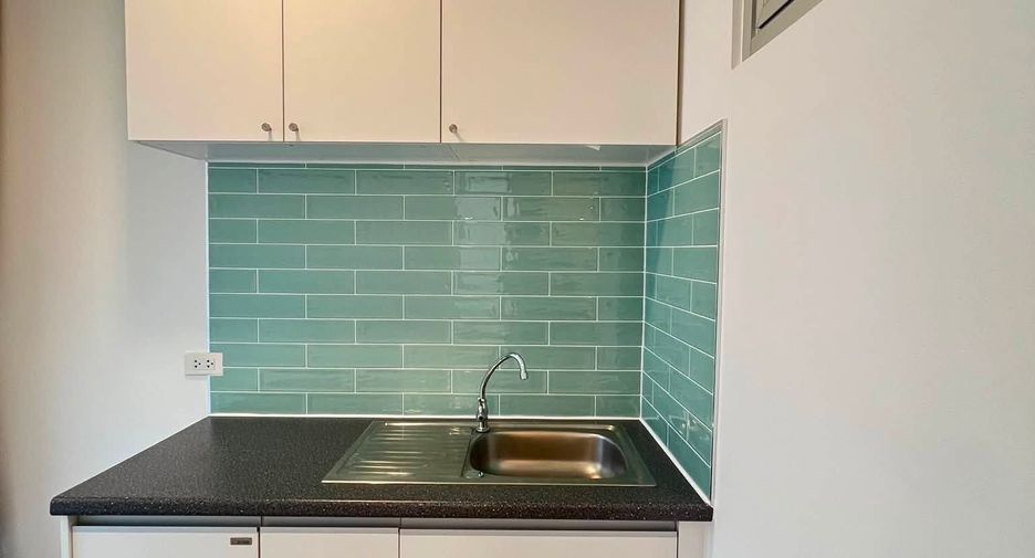 À vendre 1 chambre condo à Lat Phrao, Bangkok