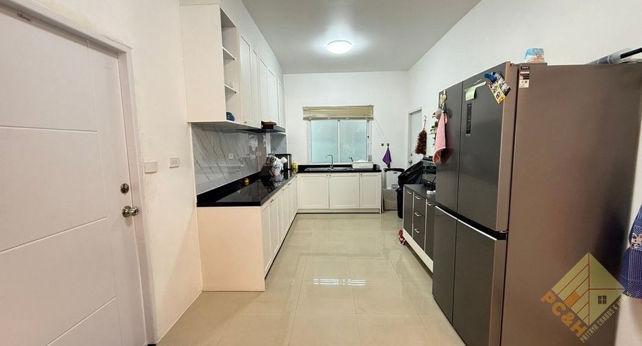 À vendre 3 chambres maison à Bang Lamung, Chonburi
