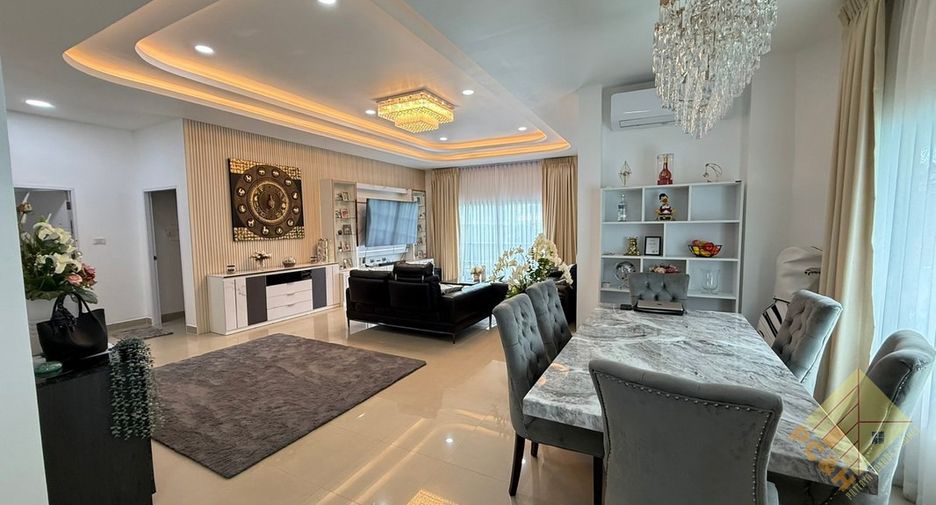 À vendre 3 chambres maison à Bang Lamung, Chonburi