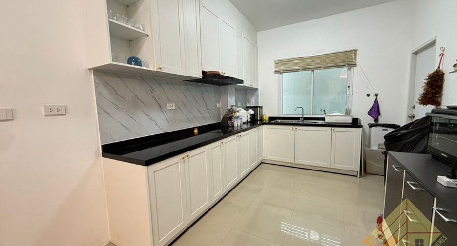 À vendre 3 chambres maison à Bang Lamung, Chonburi