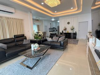 À vendre 3 chambres maison à Bang Lamung, Chonburi