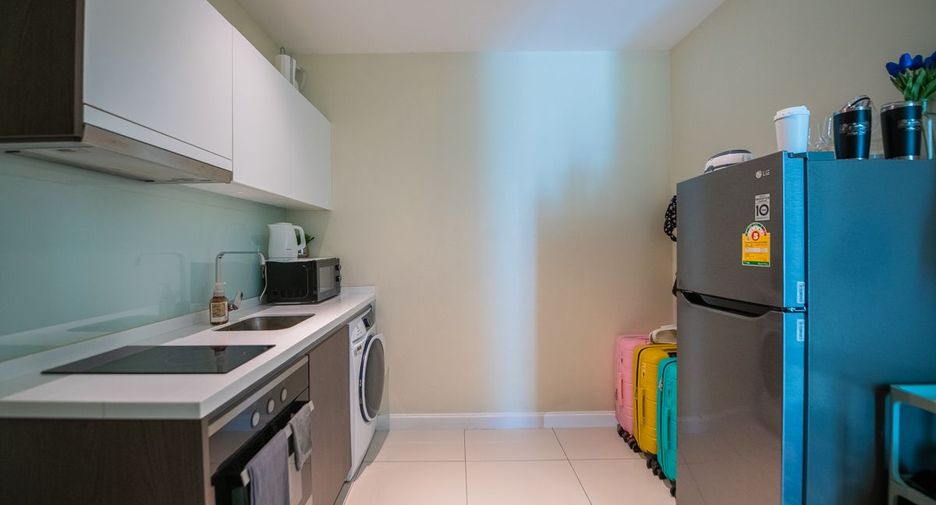 For sale 1 bed condo in Bang Lamung, Chonburi