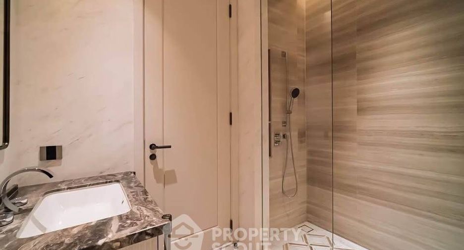 For sale 2 bedrooms condo in Sathon, Bangkok