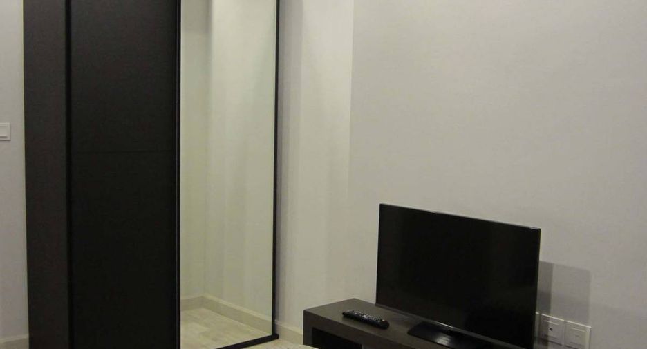 À louer 2 chambres condo à Phra Khanong, Bangkok