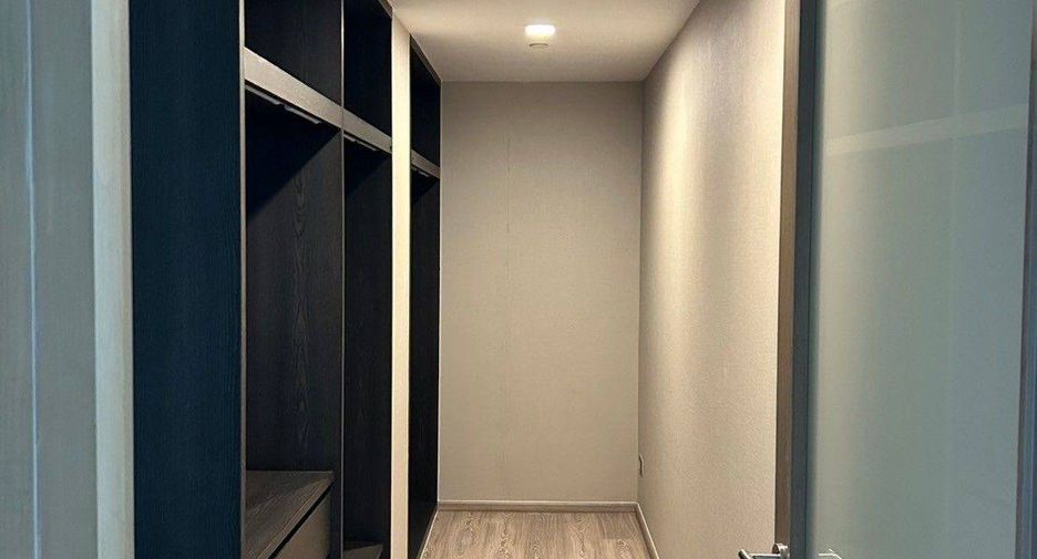 À louer 2 chambres appartement à Watthana, Bangkok