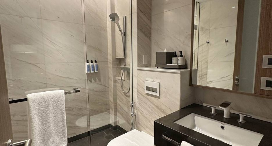 For rent 2 ベッドルーム apartment in Pathum Wan, Bangkok
