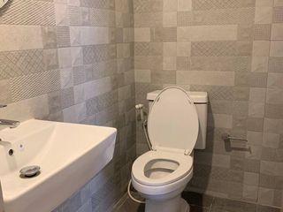 For rent 3 ベッドルーム condo in Phra Khanong, Bangkok