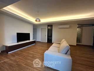 For rent 3 ベッドルーム condo in Phra Khanong, Bangkok