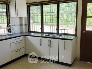 For rent 3 bedrooms villa in Bang Lamung, Chonburi