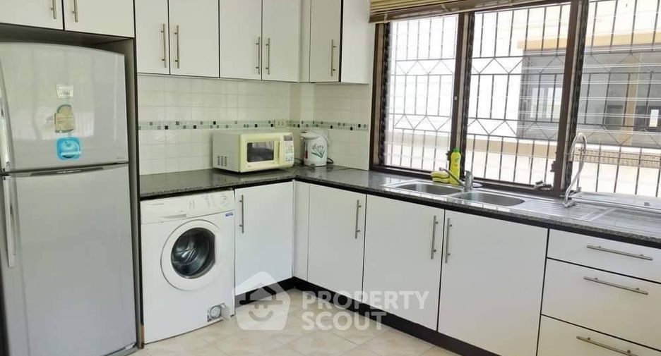 For rent 3 bedrooms villa in Jomtien, Pattaya
