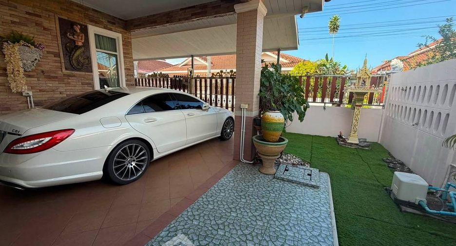 For rent 3 bedrooms house in Bang Lamung, Chonburi