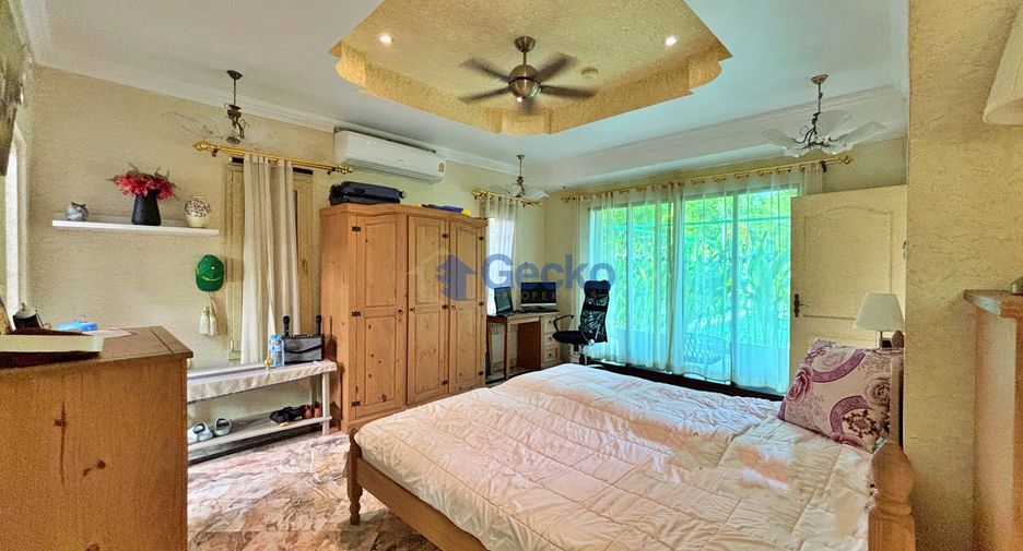 Haus zum Kauf mit 4 Zimmer in Bang Lamung, Chonburi
