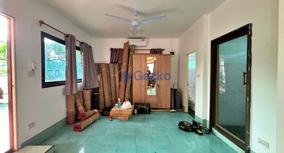 Haus zum Kauf mit 4 Zimmer in Bang Lamung, Chonburi
