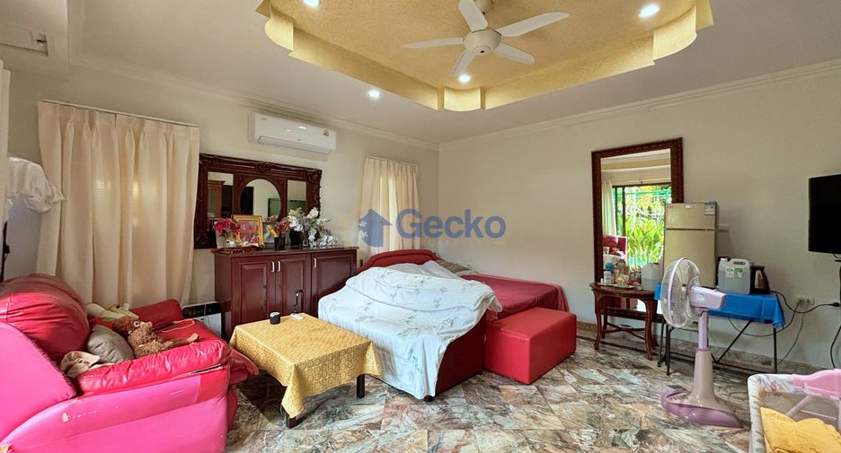 Haus zum Kauf mit 4 Zimmer in Bang Lamung, Chonburi