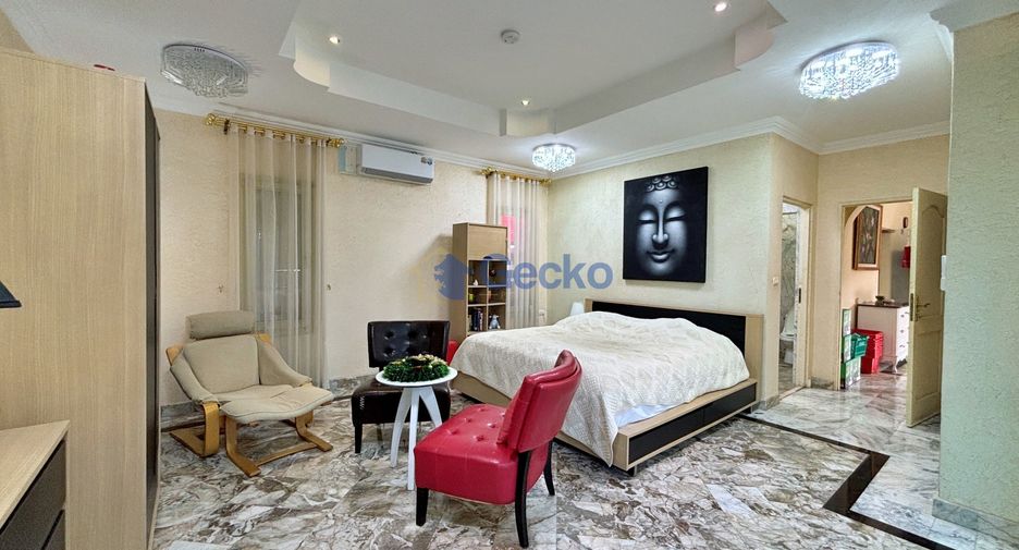 Haus zum Kauf mit 4 Zimmer in Bang Lamung, Chonburi