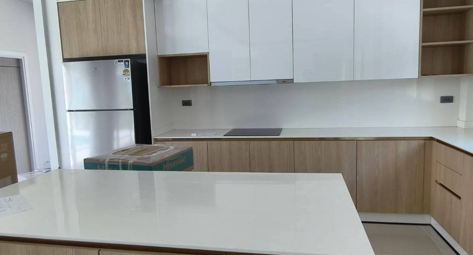 Villa zur Miete mit 4 Zimmer in Bang Lamung, Chonburi