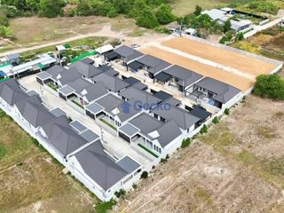 Haus zum Kauf mit 3 Zimmer in Bang Lamung, Chonburi