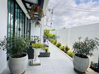 Haus zum Kauf mit 3 Zimmer in Bang Lamung, Chonburi