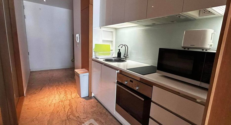 À louer 1 chambre condo à Yan Nawa, Bangkok