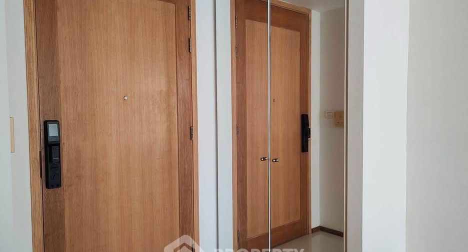 For rent 1 bed condo in Sathon, Bangkok