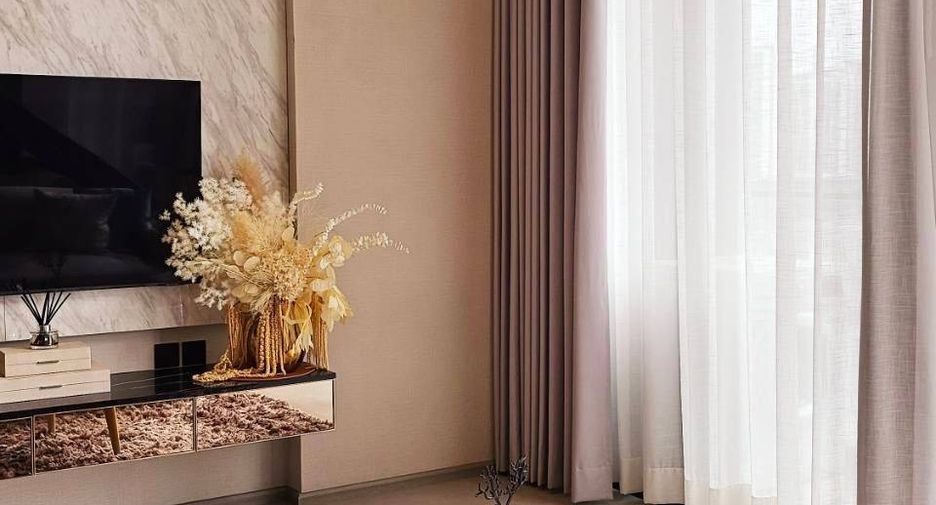 For rent 1 bed condo in Pathum Wan, Bangkok