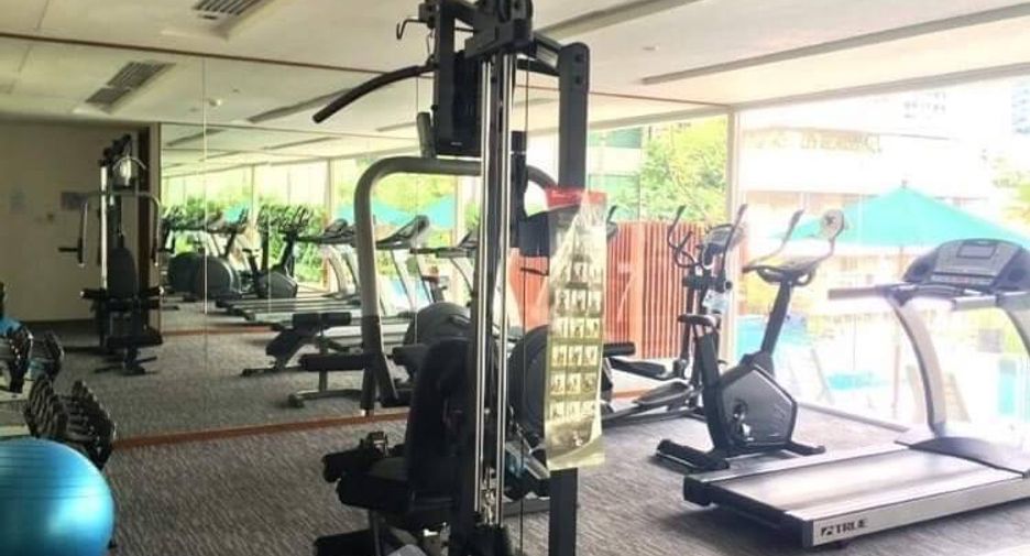 For rent 3 bedrooms condo in Watthana, Bangkok
