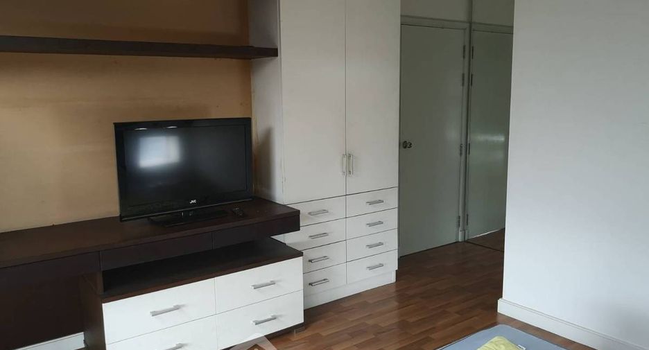 Condo en alquiler de 2 habitaciones en Phaya Thai, Bangkok