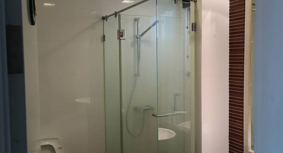 Condo en alquiler de 2 habitaciones en Phaya Thai, Bangkok