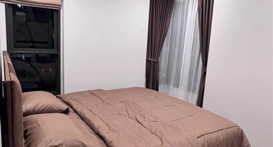 For rent 2 bedrooms condo in Phra Khanong, Bangkok