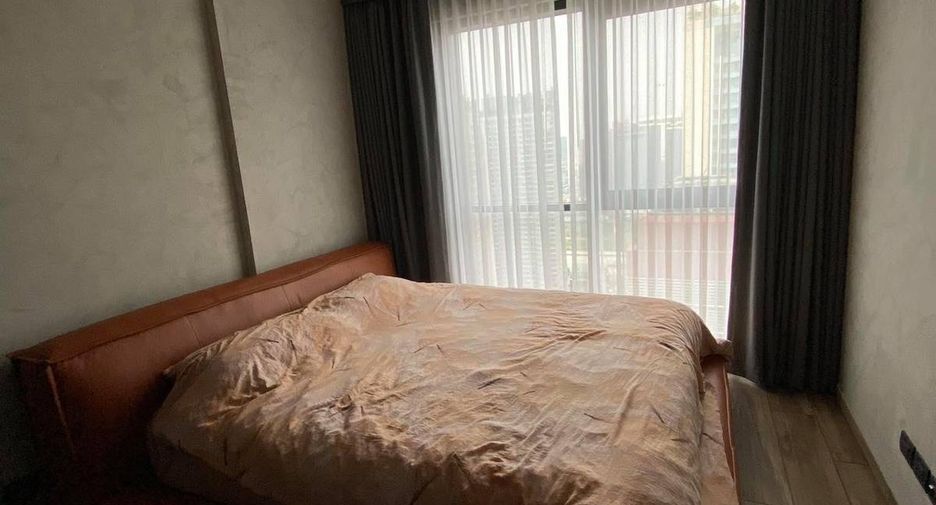 For rent 3 bedrooms condo in Watthana, Bangkok