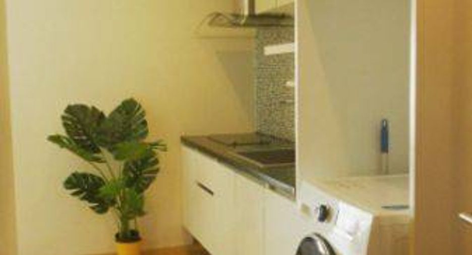 For rent 1 bed condo in Phaya Thai, Bangkok