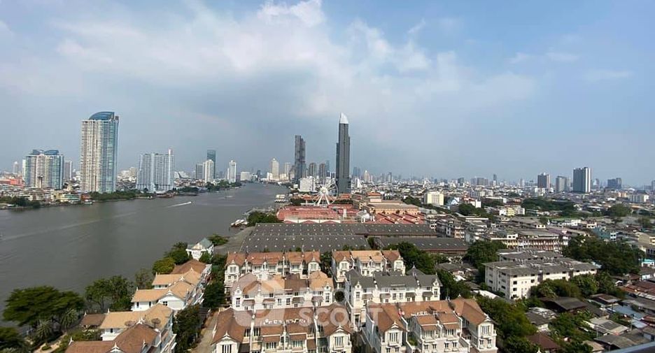 For rent 3 bedrooms condo in Bang Kho Laem, Bangkok