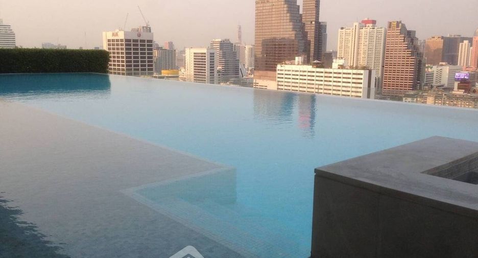 Condo en alquiler de 1 habitaciones en Sathon, Bangkok