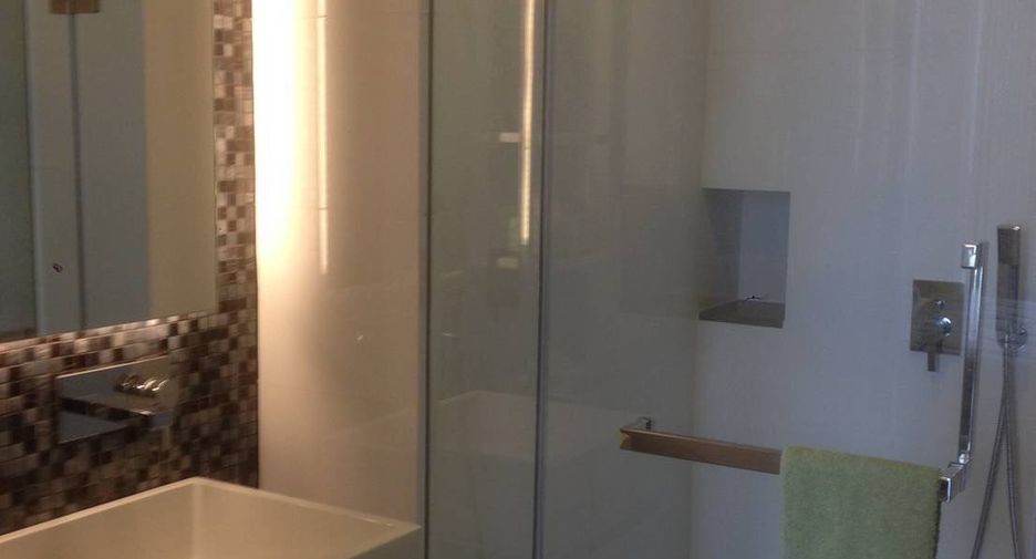 Condo en alquiler de 1 habitaciones en Sathon, Bangkok