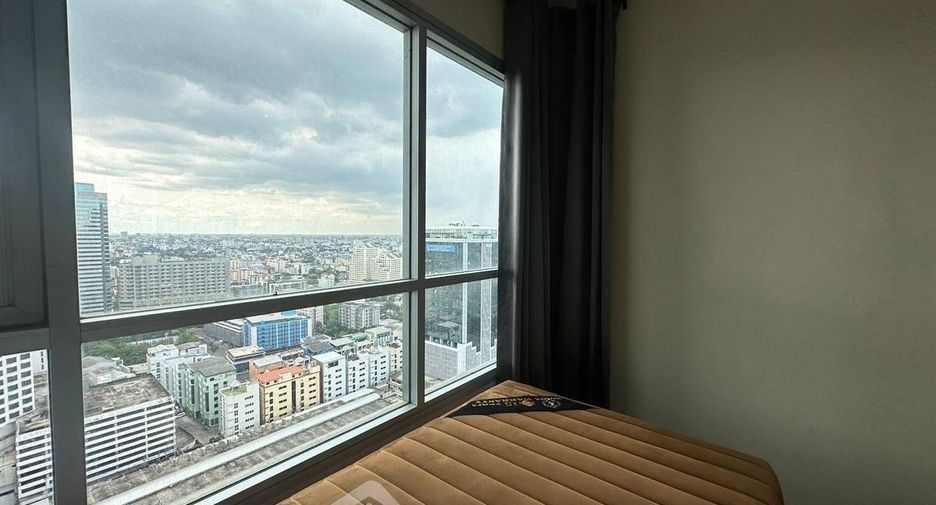 For rent 2 ベッドルーム condo in Huai Khwang, Bangkok