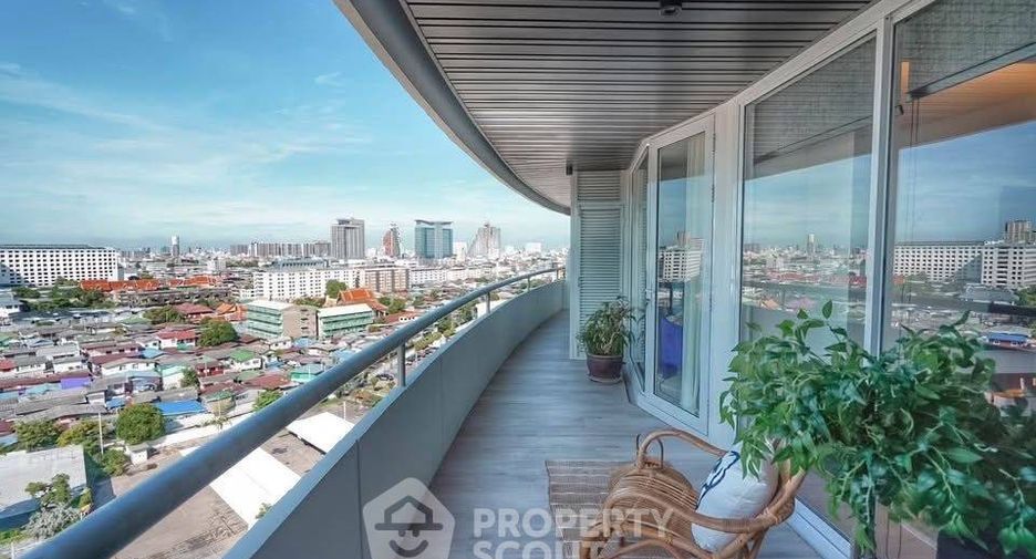 For rent 2 bedrooms condo in Bang Phlat, Bangkok