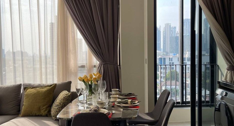 For rent 2 bedrooms condo in Khlong Toei, Bangkok