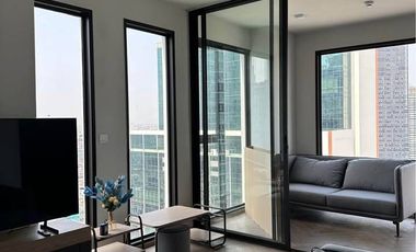 For rent 2 bedrooms condo in Bang Rak, Bangkok