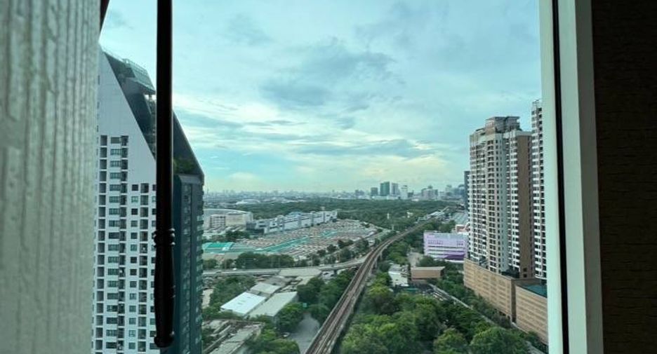 À louer 2 chambres condo à Phaya Thai, Bangkok