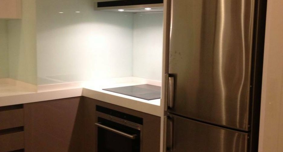 For rent 2 bedrooms condo in Pathum Wan, Bangkok