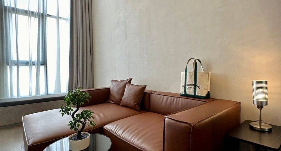 For rent 1 bed condo in Bang Rak, Bangkok