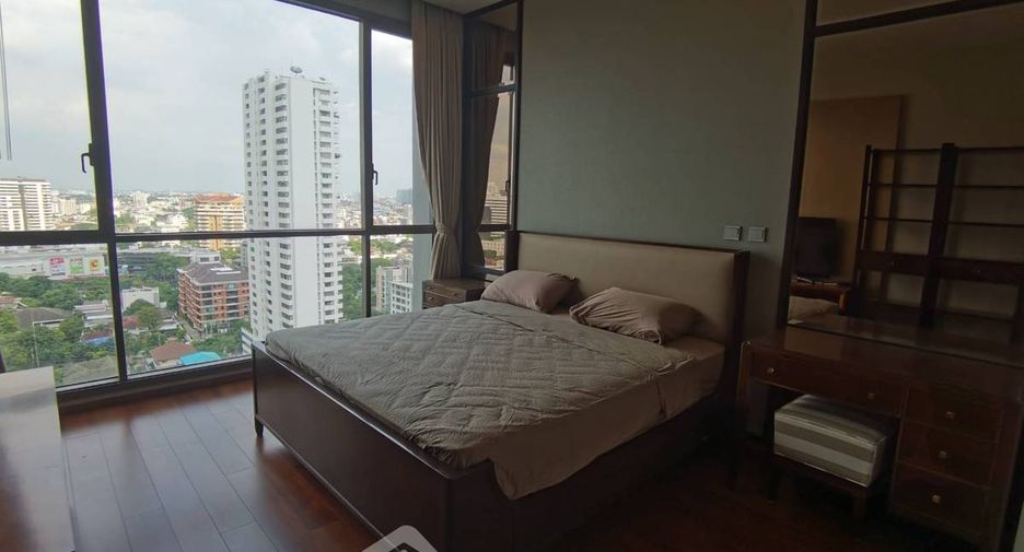 À louer 2 chambres condo à Watthana, Bangkok